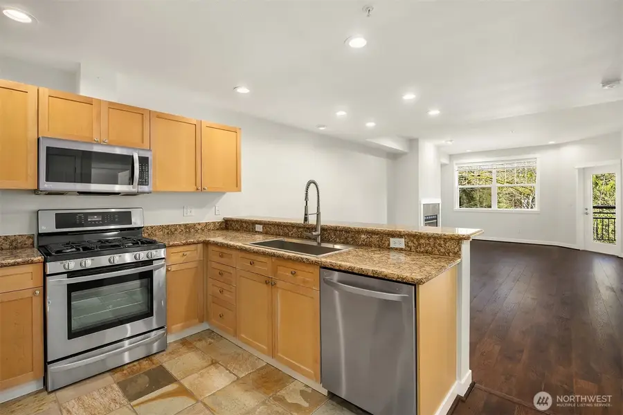 1000 Cabin Creek Lane Sw #B303, Issaquah, WA 98027 - #3