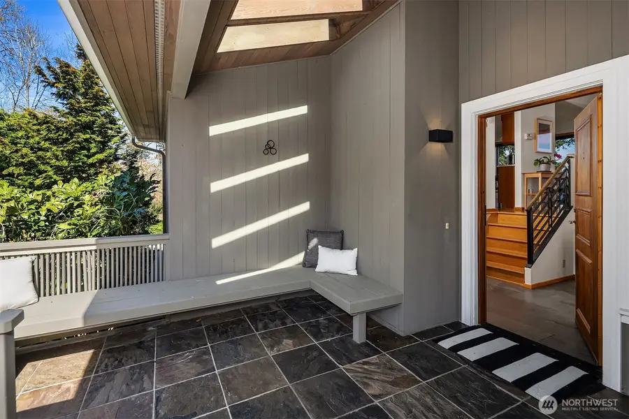 7756 58th Avenue Ne, Seattle, WA 98115 - #2