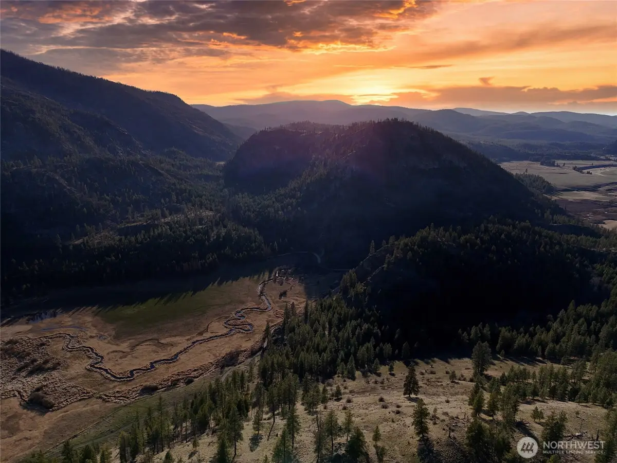 1721 Aeneas Valley Road, Tonasket, WA 98855 - #1