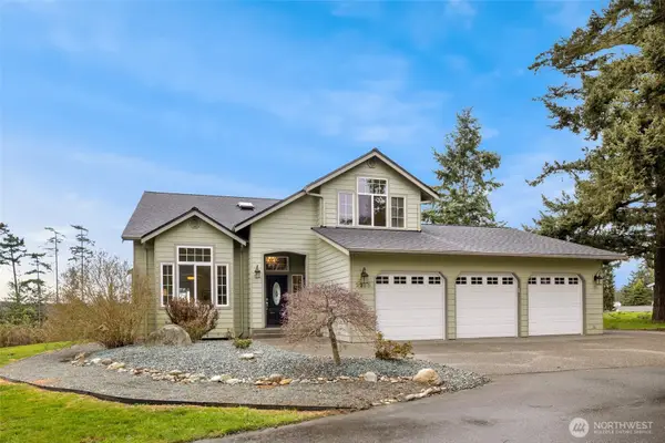 2255 Aviator Lane, Oak Harbor, WA 98277