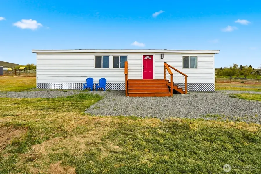 671 Hull Road, Selah, WA 98942 - #2