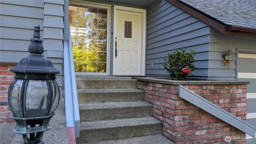 16827 41st Street E, Lake Tapps, WA 98391 - #3