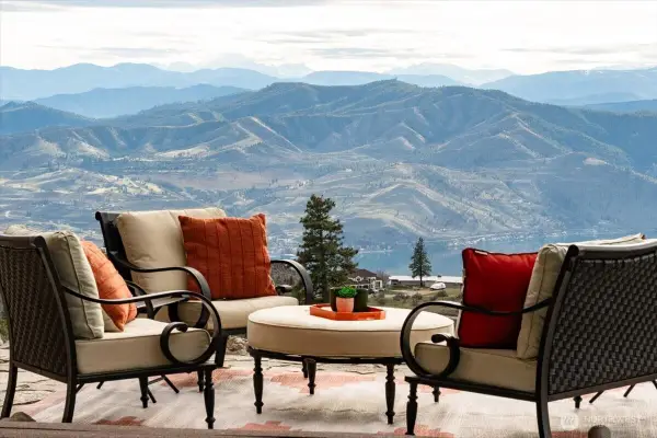 95 Horizon Lane, Chelan, WA 98816