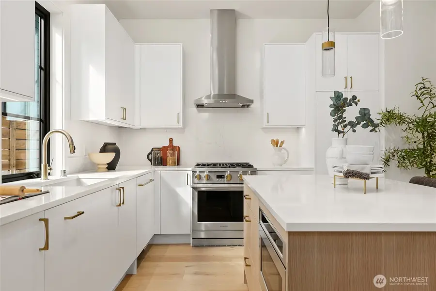 11428 108th Avenue Ne #B, Kirkland, WA 98033 - #3