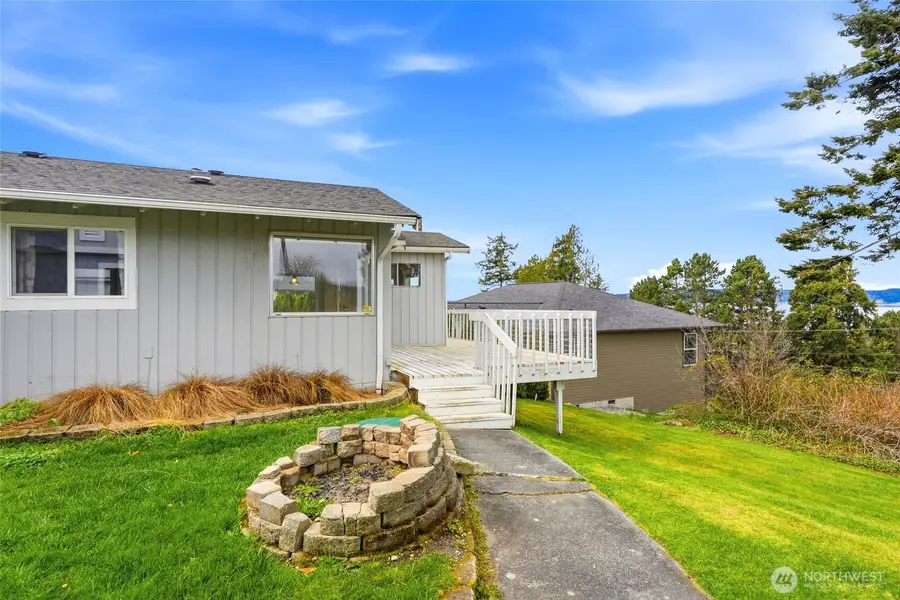206 E Wall Street, Camano Island, WA 98282 - #3
