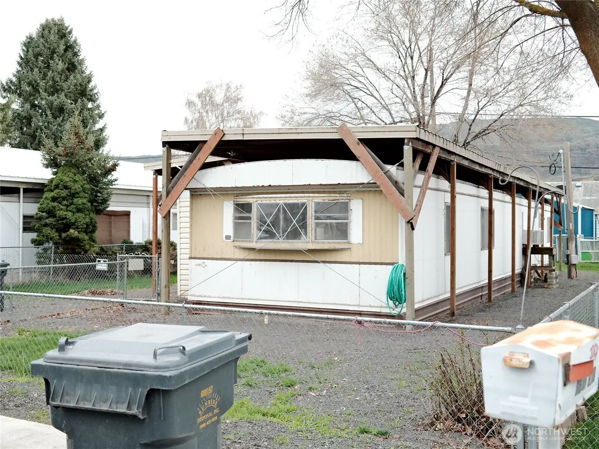 305 Burdin Boulevard, Grand Coulee, WA 99133 - #1