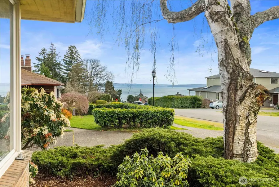 10702 39th Avenue Sw, Seattle, WA 98146 - #3