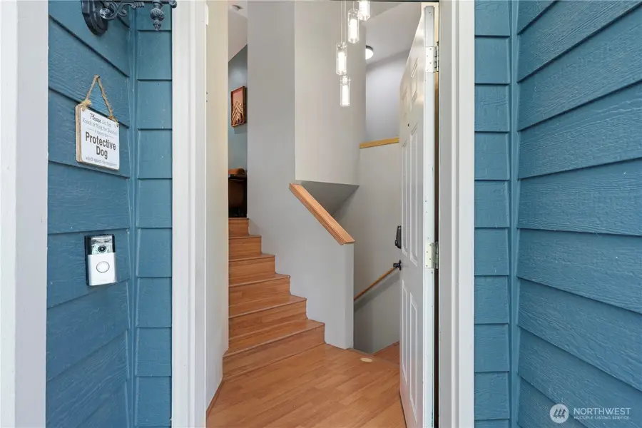 6352 24th Avenue Sw, Seattle, WA 98106 - #3