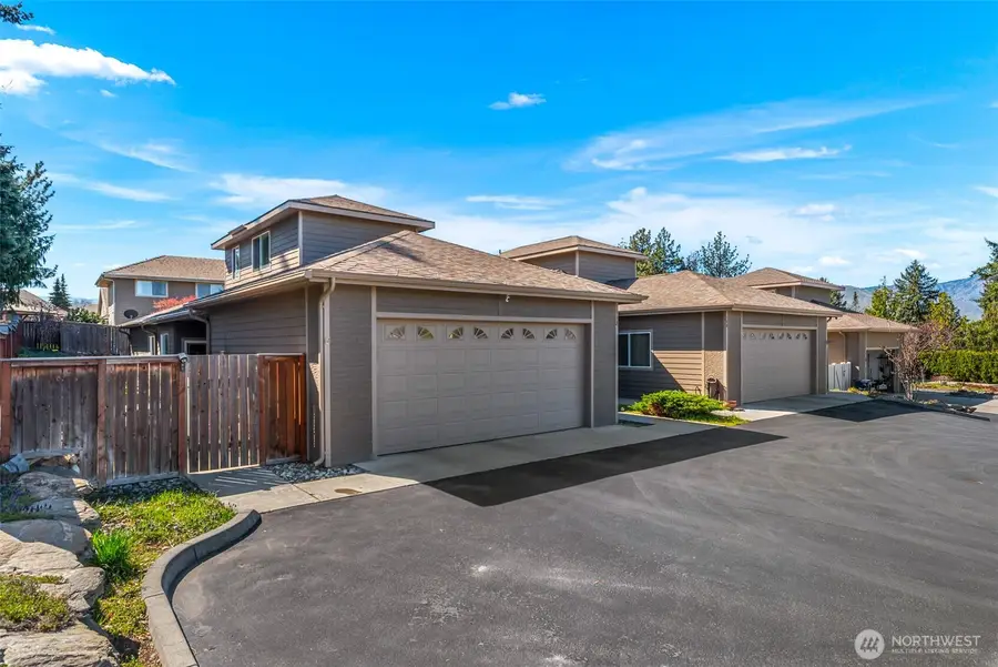 112 19th Street Ne, East Wenatchee, WA 98802 - #2