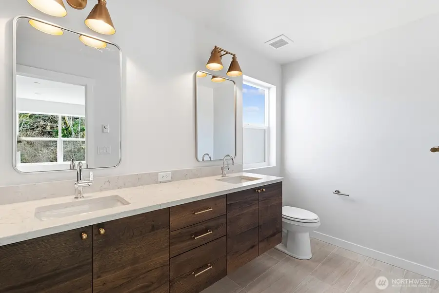 762 NW Holly Street, Issaquah, WA 98027 - #3