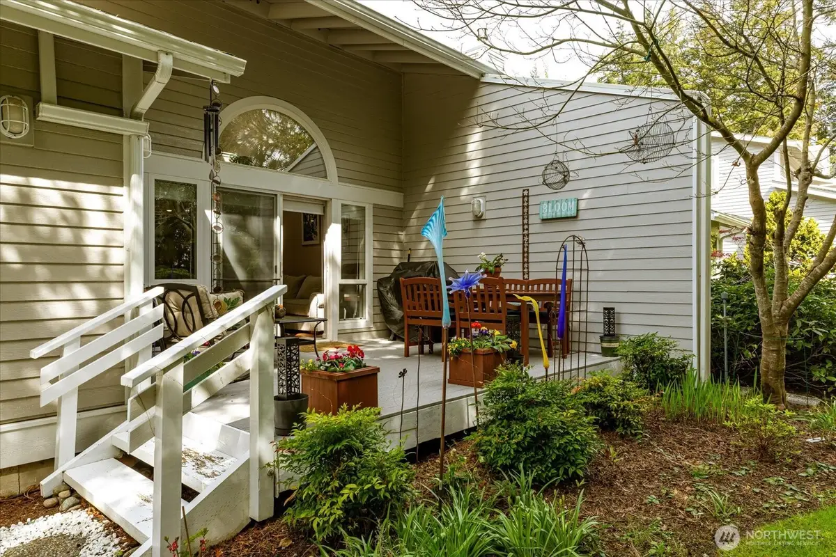 2418 James Place #402, Langley, WA 98260 - #1