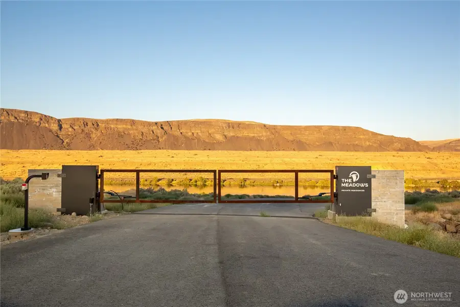 375 Ravenwing Lane #14, Malaga, WA 98828 - #2