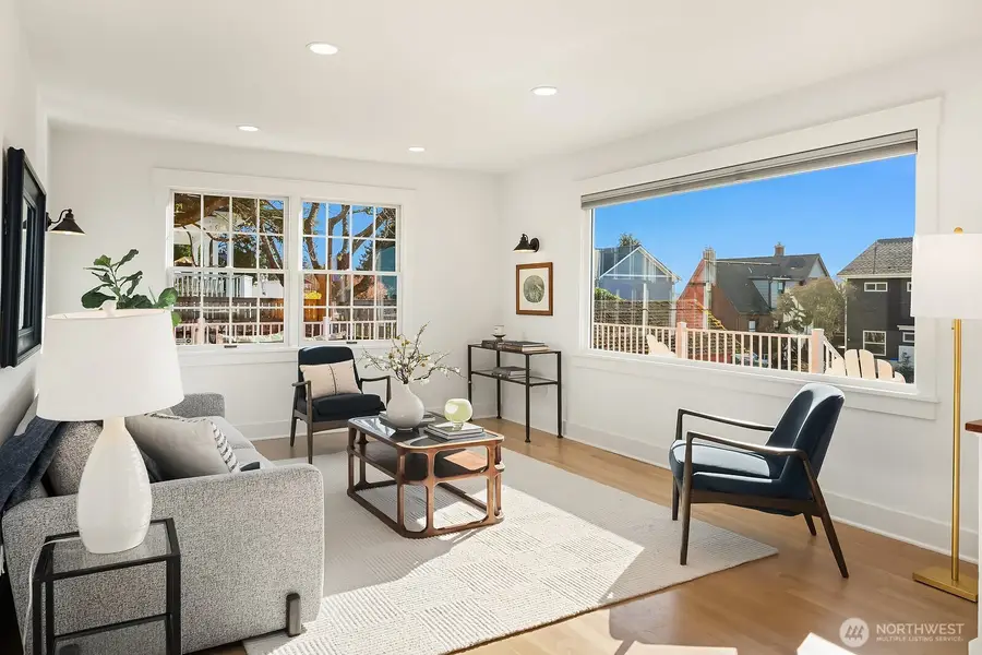 6746 41st Avenue Sw, Seattle, WA 98136 - #3