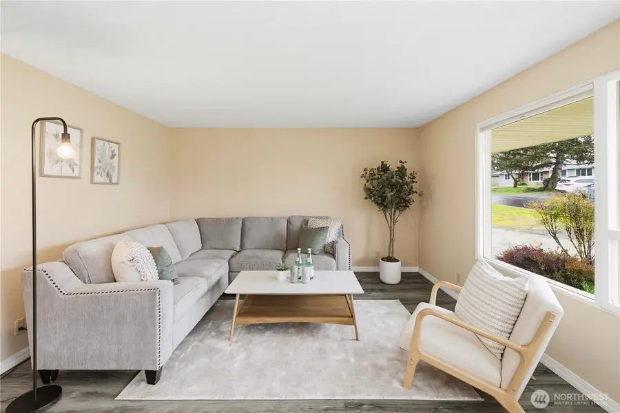 762 Hilltop Avenue, Kent, WA 98031 - #3