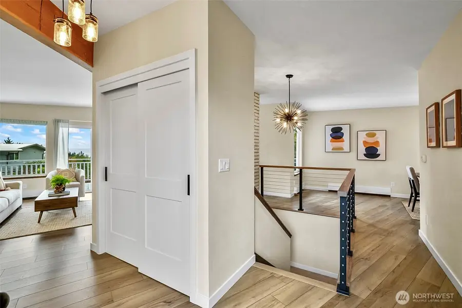 18215 3rd Place Sw, Normandy Park, WA 98166 - #3