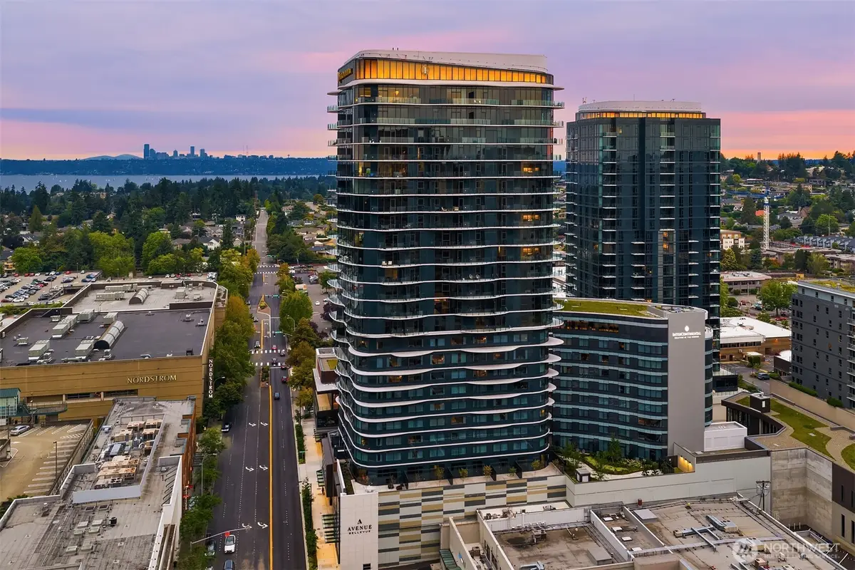 838 Avenue Square Ne #1207, Bellevue, WA 98004 - #1