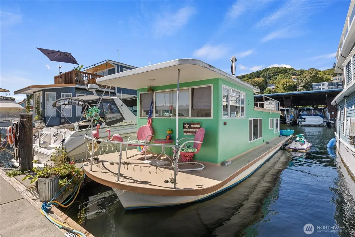 2040 Westlake Avenue N #14, Seattle, WA 98109 - #1