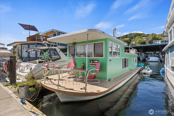 2040 Westlake Avenue N #14, Seattle, WA 98109