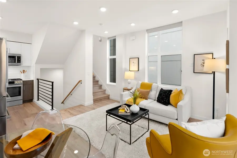 109 22nd Avenue E #F, Seattle, WA 98112 - #3