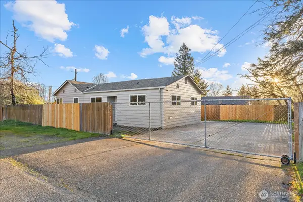 5920 S 118th St, Seattle, WA 98178