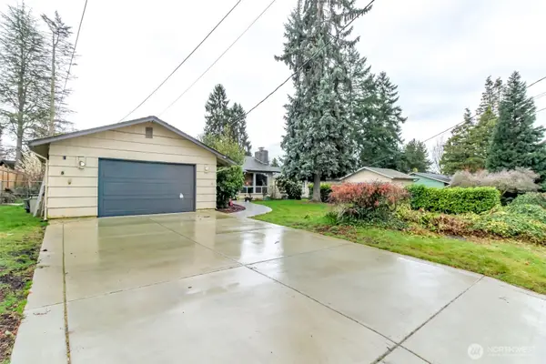 10543 SE 228th Street, Kent, WA 98031