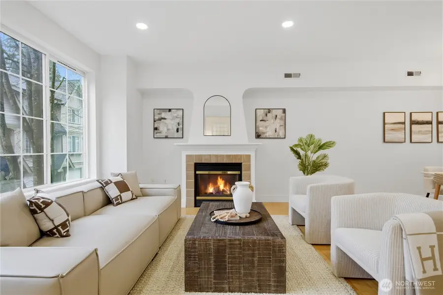 18275 NE 97th Way #103, Redmond, WA 98052 - #2