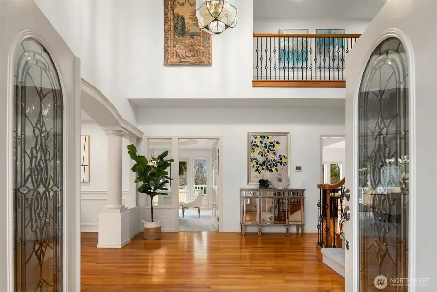 8550 NE 28th Street, Hunts Point, WA 98004 - #2