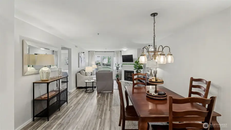 250 Dogwood Street #E-102, Issaquah, WA 98027 - #3