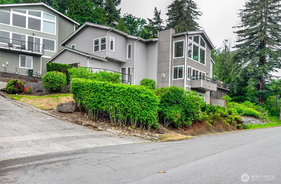 4307 166th Lane Se, Bellevue, WA 98006 - #3