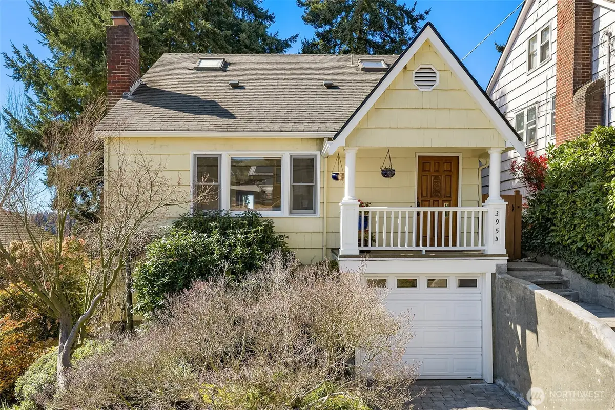 3955 Phinney Avenue N, Seattle, WA 98103 - #1