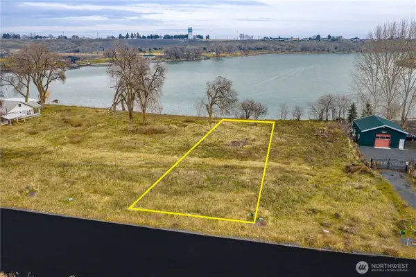14 Valley Road Ne #Lot 14, Moses Lake, WA 98837