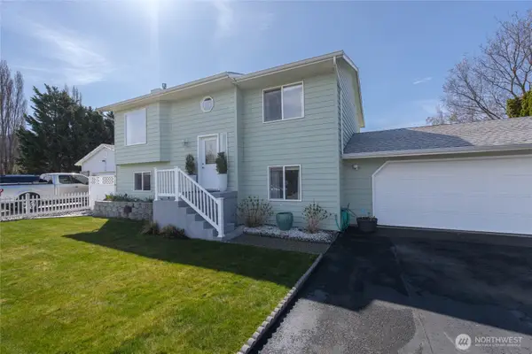 2837 Riviera Boulevard, Malaga, WA 98828