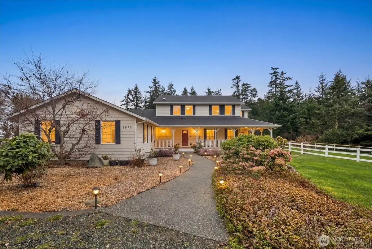 1870 W Cloud Way, Oak Harbor, WA 98277 - #1