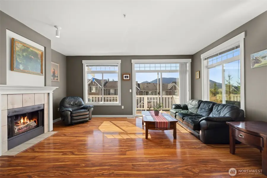 23120 SE Black Nugget Road #E1, Issaquah, WA 98029 - #3