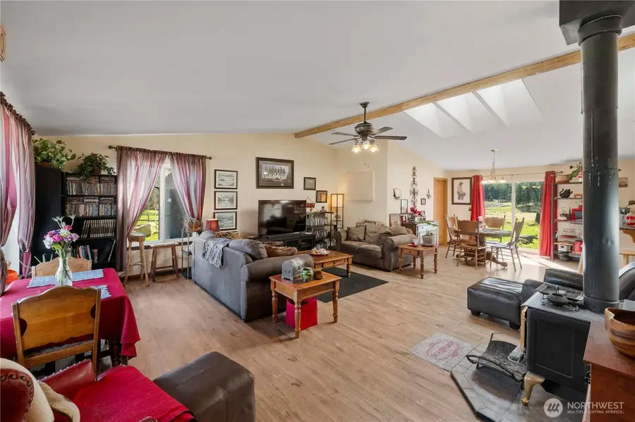 14435 Vail Cut Off Road Se, Rainier, WA 98576 - #2