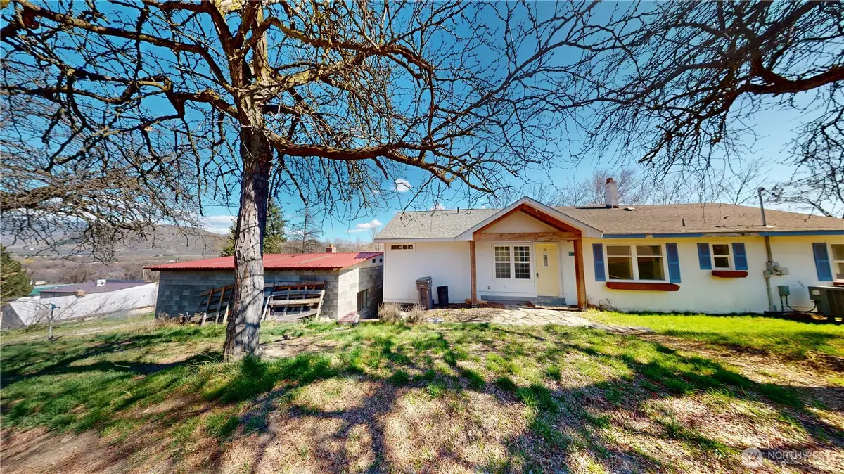 1803 Juniper, Oroville, WA 98844 - #1