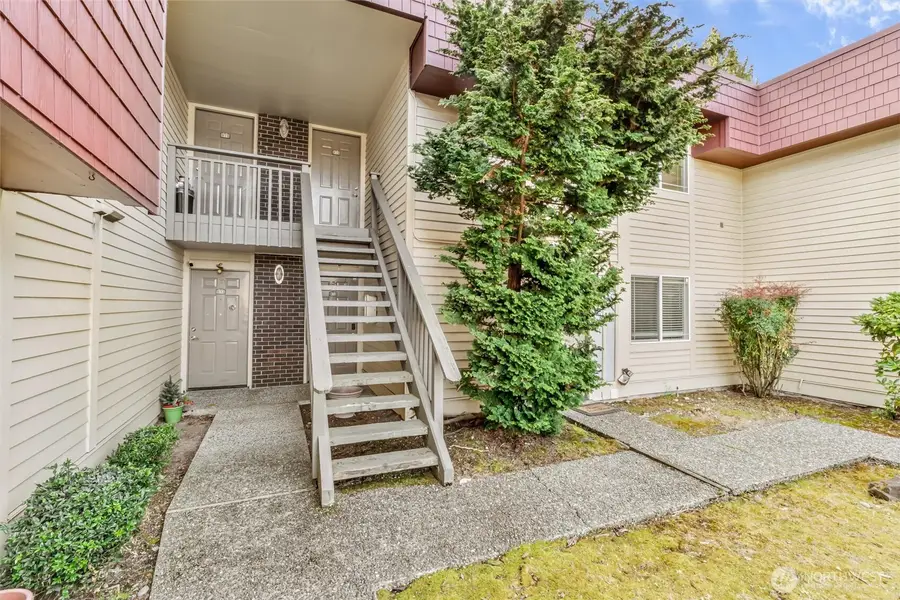 501 141st Avenue Se #29, Bellevue, WA 98007 - #2