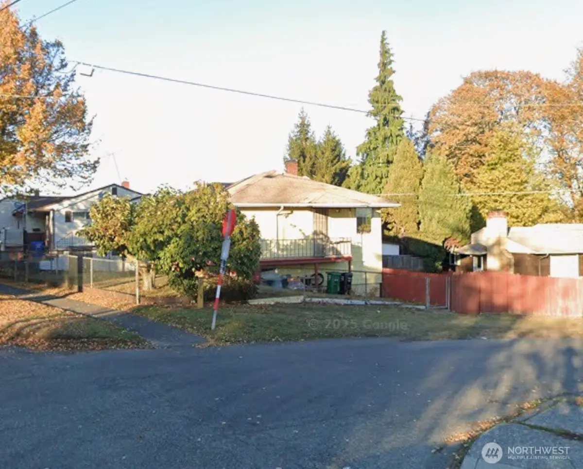 7718 Beacon Avenue S, Seattle, WA 98118 - #1