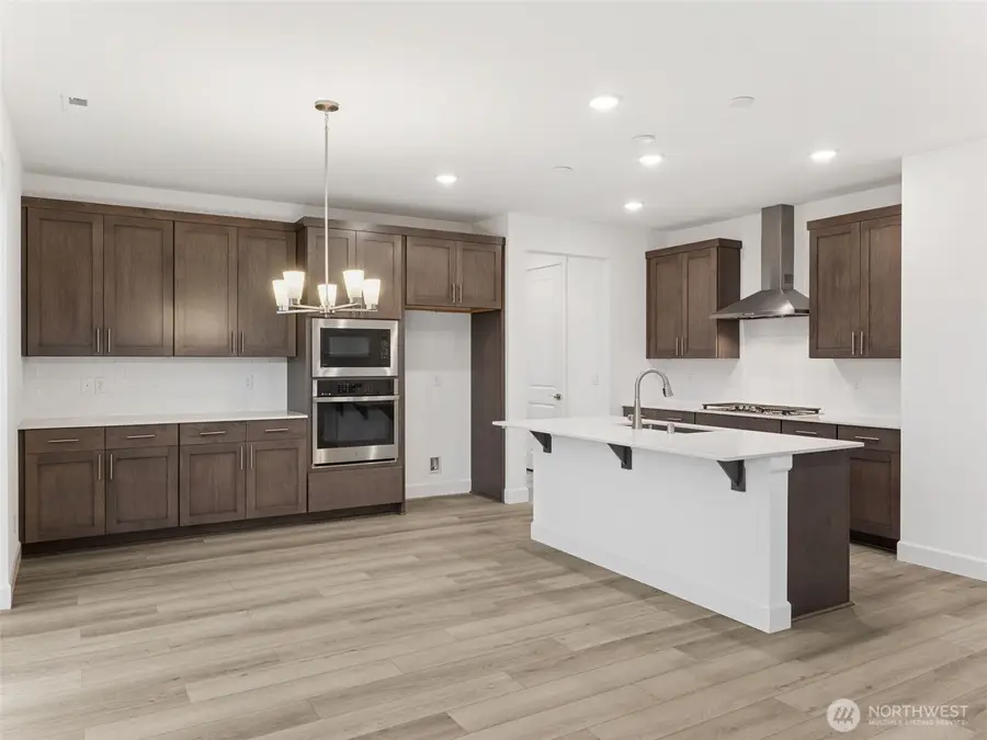 10637 Treasure Drive Nw #121, Silverdale, WA 98383 - #3