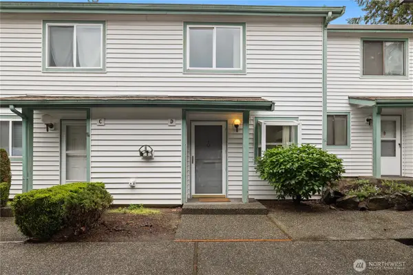 1721 SW 318th Place #48D, Federal Way, WA 98023