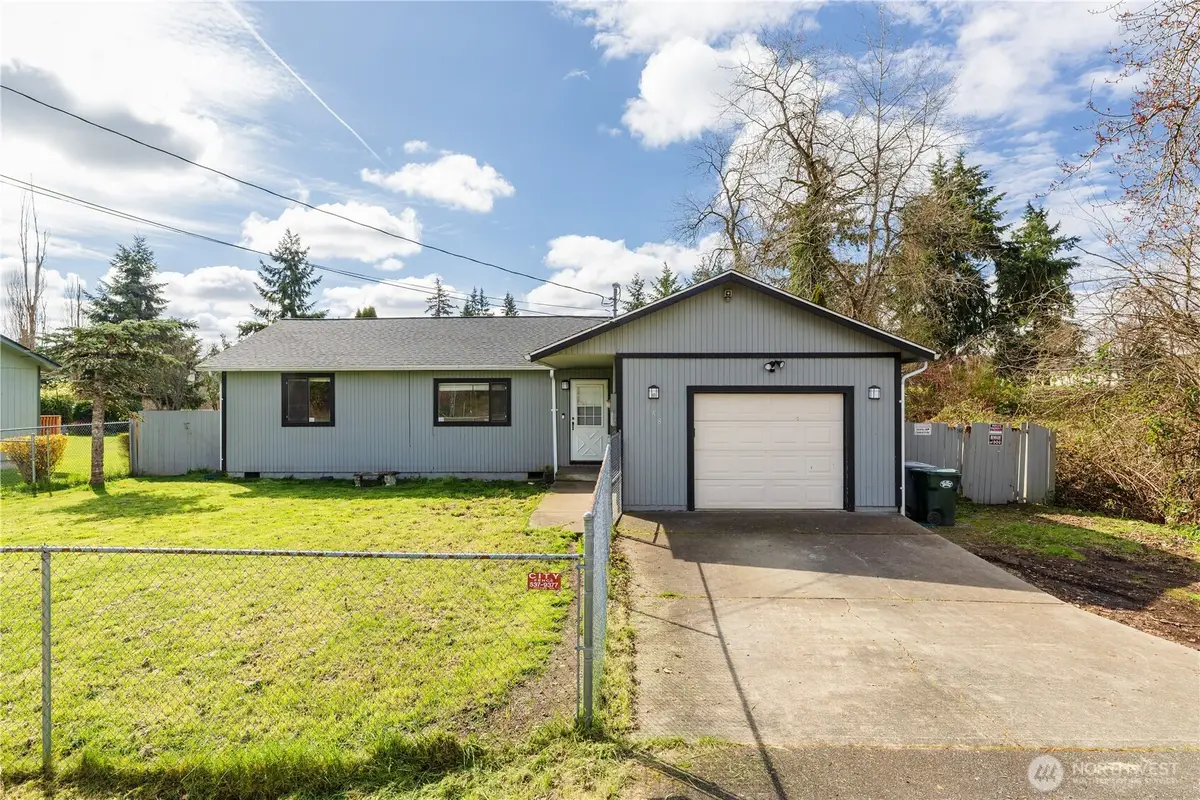 158 136th St E, Tacoma, WA 98445 - #1