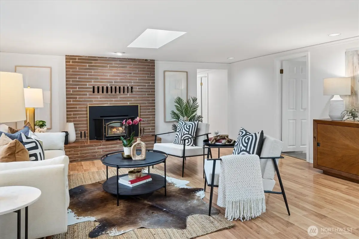 10044 12th Avenue Nw, Seattle, WA 98177 - #1