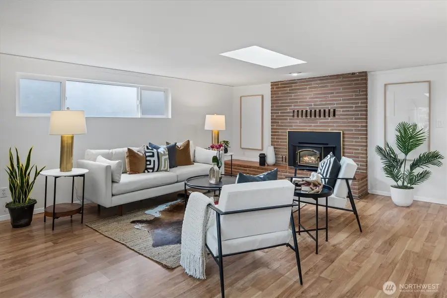 10044 12th Avenue Nw, Seattle, WA 98177 - #2