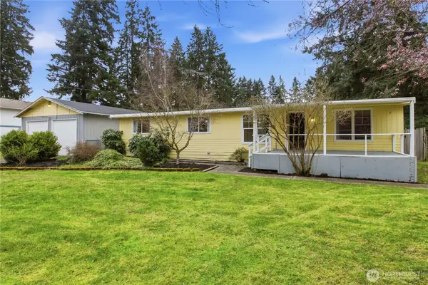 8214 191st Street E #2, Puyallup, WA 98375