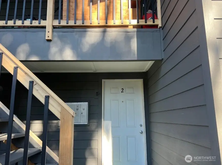 10443 17 Avenue Sw, Seattle, WA 98146 - #3