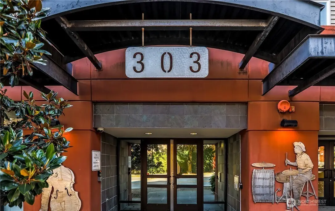 303 23rd Avenue S #304, Seattle, WA 98144 - #1