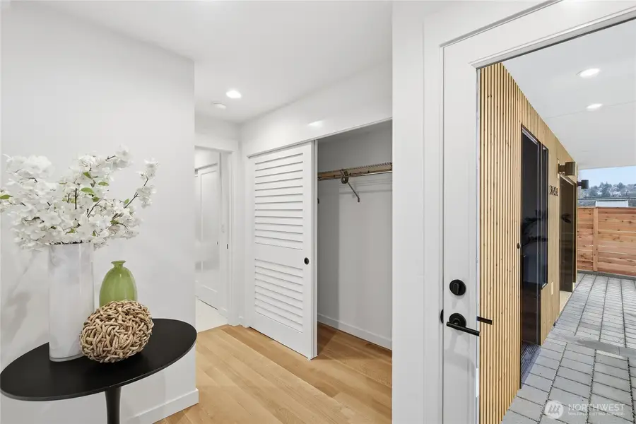 3646 Greenwood Avenue N #B, Seattle, WA 98103 - #3