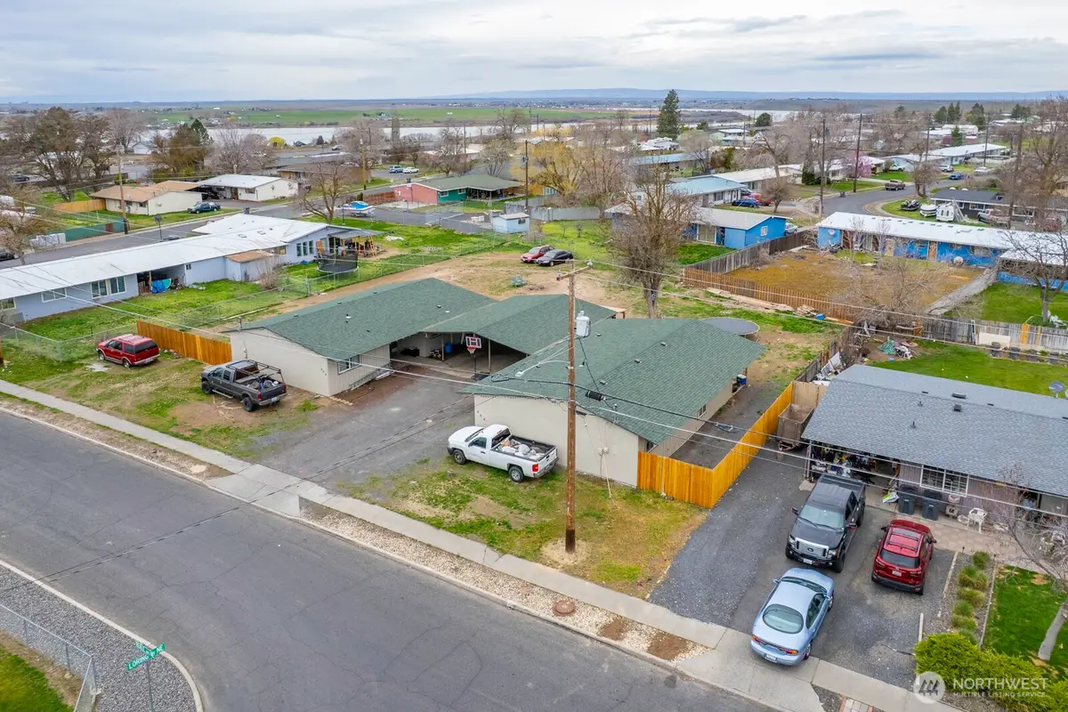 206 Beale Avenue, Moses Lake, WA 98837 - #1