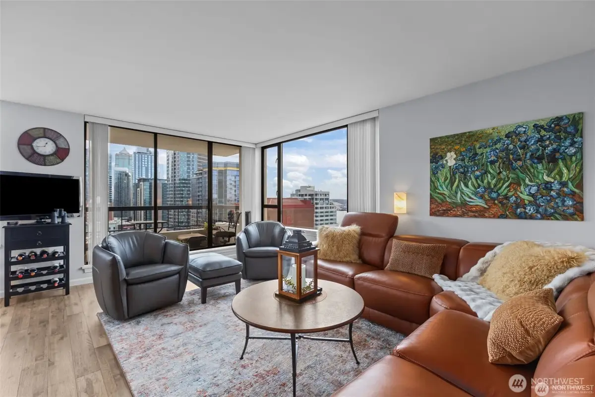 2201 3rd Avenue #2301, Seattle, WA 98121 - #1