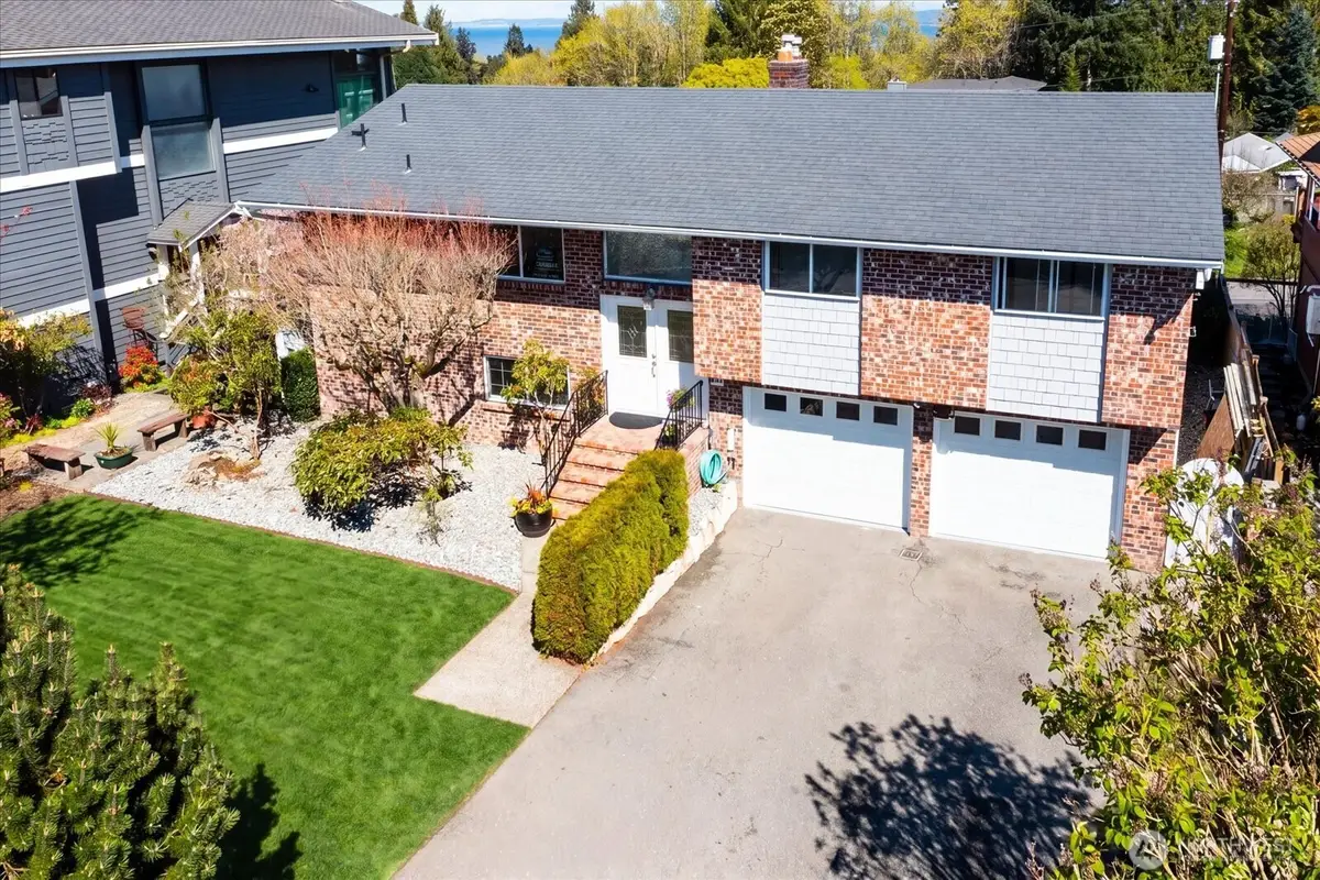 944 Maple Street, Edmonds, WA 98020 - #1